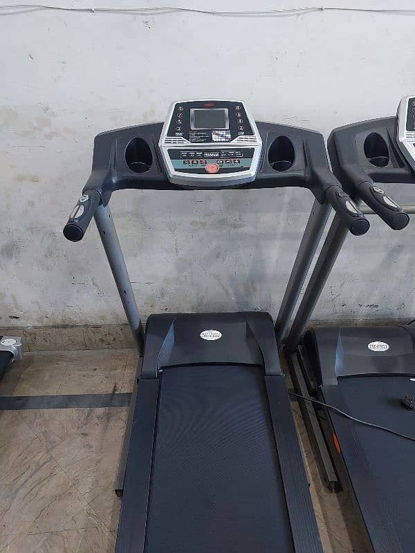 Treadmills / Running Machine / Elleptical / Spin Bikes / Homegym 12