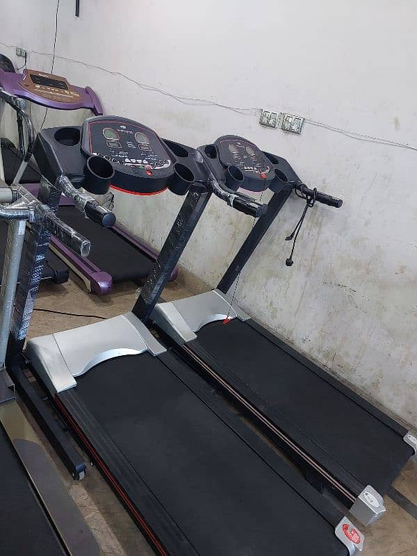 Treadmills / Running Machine / Elleptical / Spin Bikes / Homegym 13