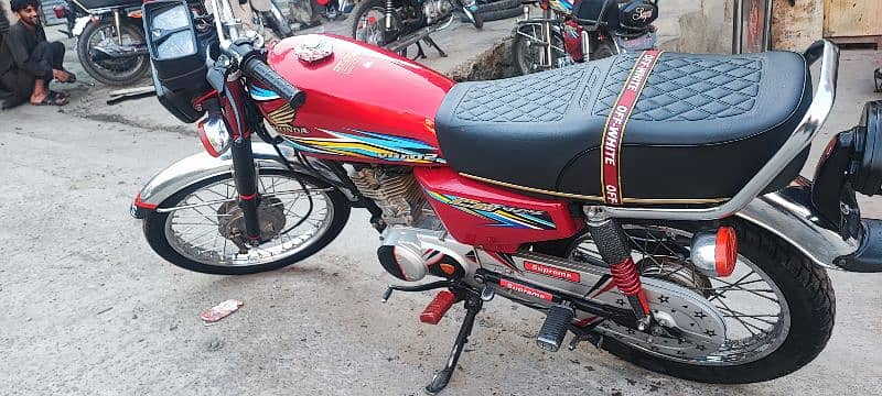 Honda 125/18 model Islamabad num 3