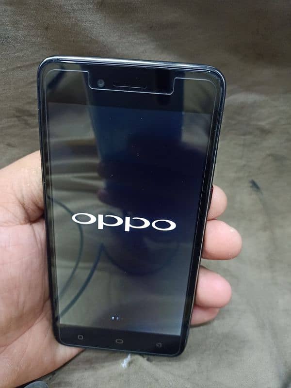 OPPO A37 5