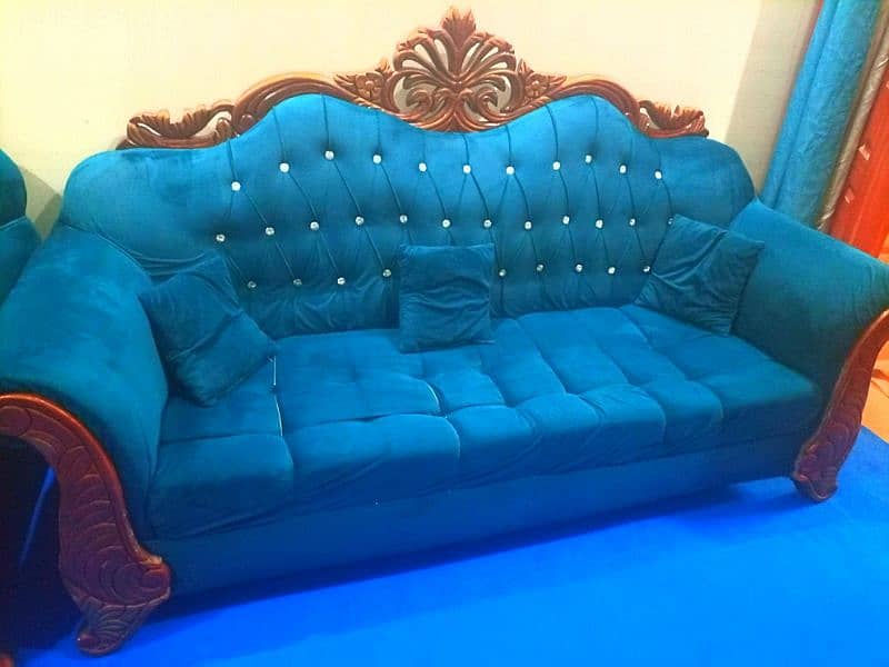 Taaj wala King Size Six Seater Sofa Sale what's ap numbr O3288101737 1