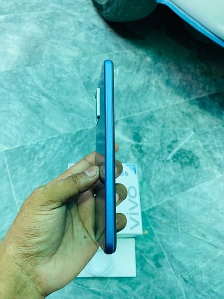 Vivo Y33s (8gb/256gb)urgent Sale. 0/3/0/6/4/3/9/8/4/3/0 5