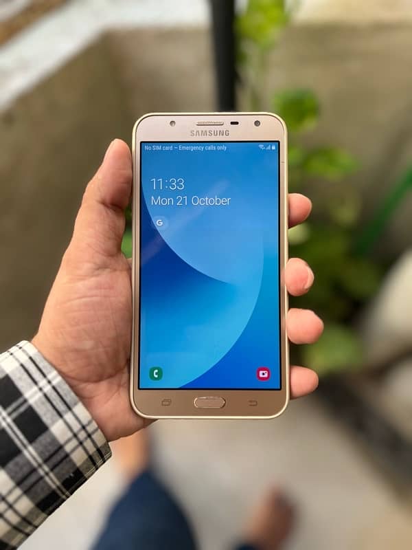 Samsung Galaxy J7 DUAL SIM PTA APPROVE 10/10 Mint condition 4