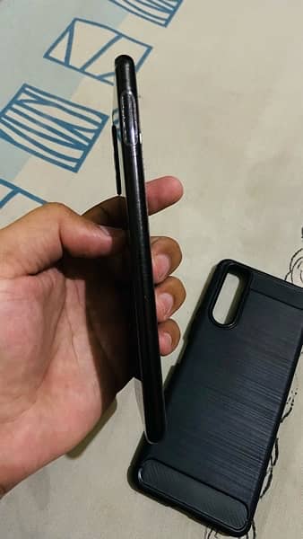 Sony Xperia 5 mark 2 black - condition 10/10 2