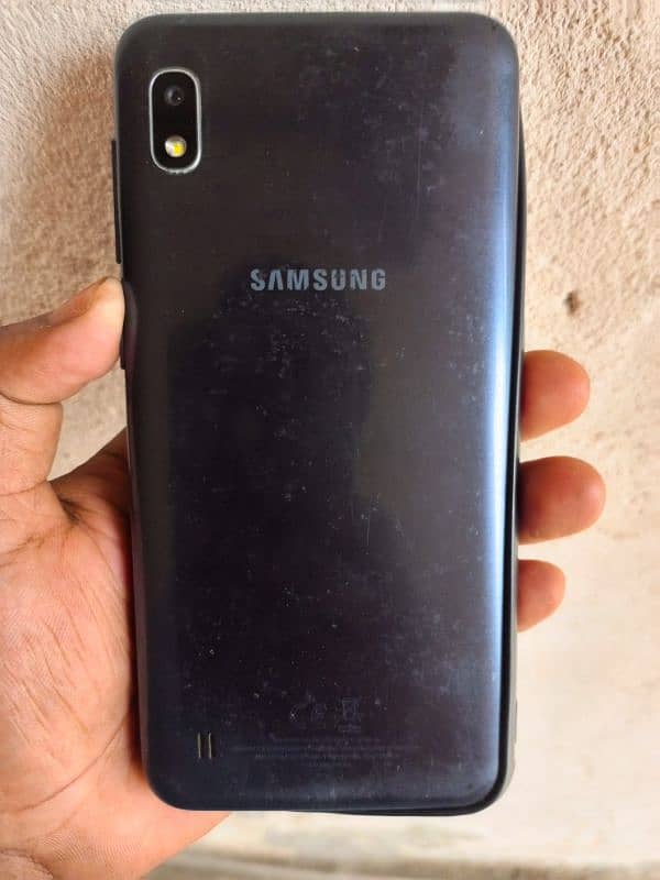 Samsung Galaxy A10  2/32 1