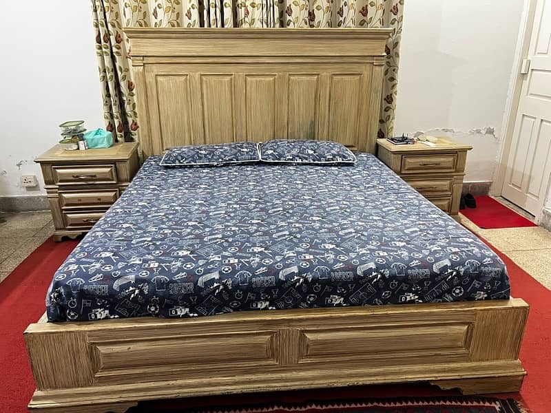 Furnished Condition Bed Set With 2 Sides & 1 Dressing Table 0