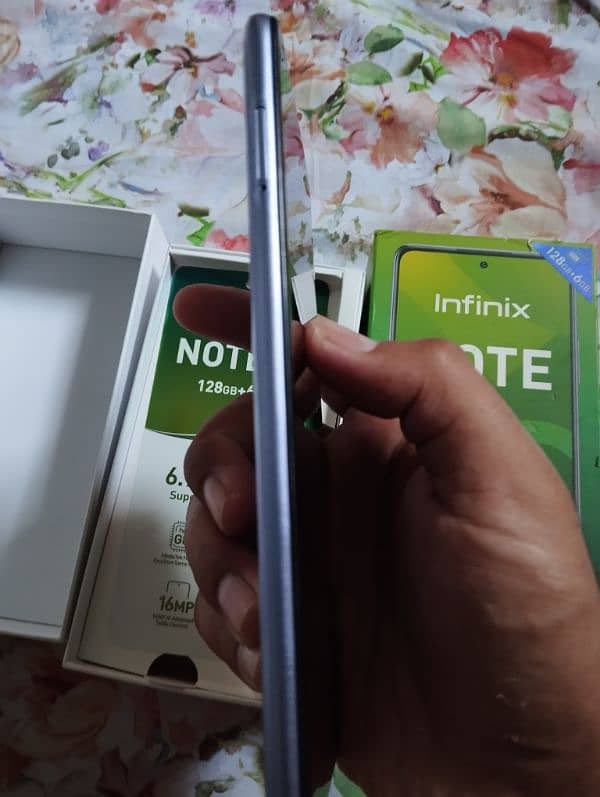 Infinix Note 10 - 6/128 - PTA Approved 7