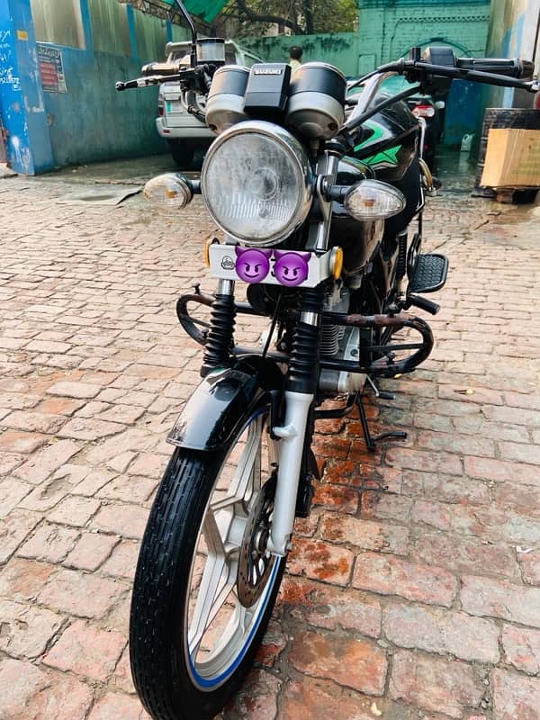 Suzuki GS 150 SE for urgent basis sale 2