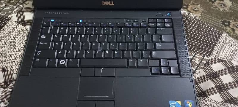 Dell Latitude e6410 1