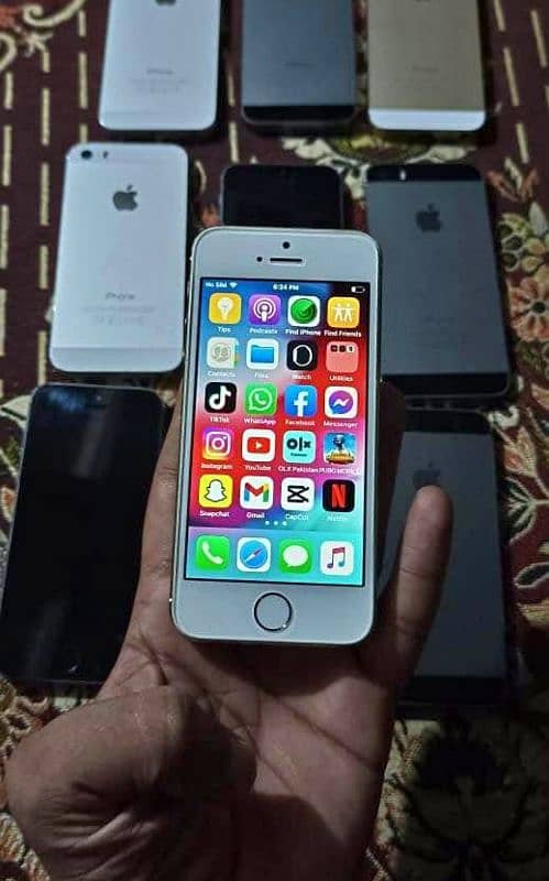 I phone 5s PTA approved 64gb 0322,7573476 WhatsApp 0