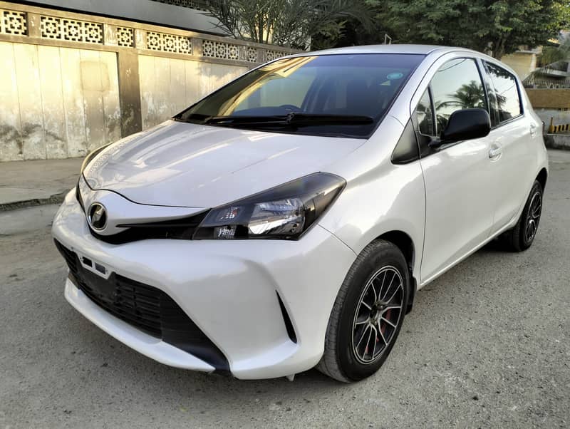 Toyota Vitz 2015 1