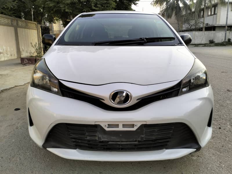 Toyota Vitz 2015 2