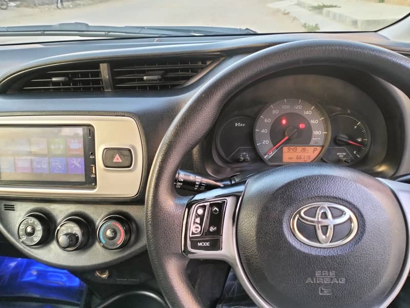 Toyota Vitz 2015 9