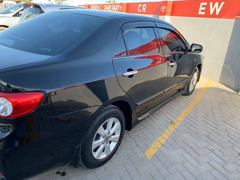 Toyota Corolla Altis 2012 3