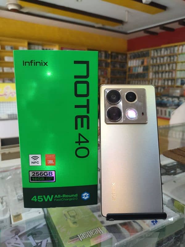 Infinix Not40 /8+8/256 4