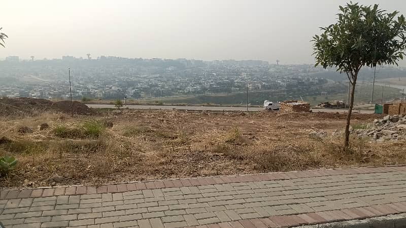 ONE KANAL PLOT AT TOP HEIGHTED LOCATION WITH BACK COMMANDING VIEW SECTOR C DHA PHASE 4 RAWALPINDI 3