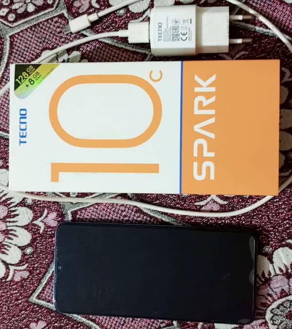 Tecno Spark 10c 4+4 GB Ram / 128 GB Rom 10/10 Boxes Charge all ok 0