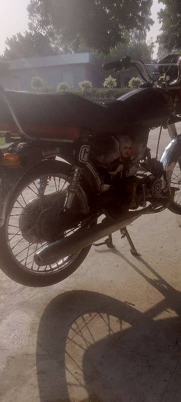 united bike 17 modle rawalpindi number 2