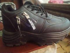 black new shoes for girls