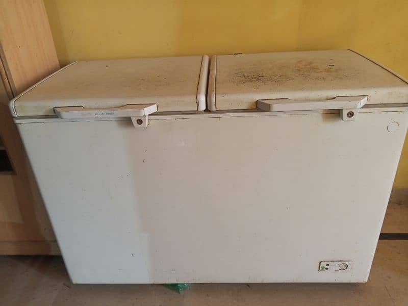 D Freezer for sale in original condition 1