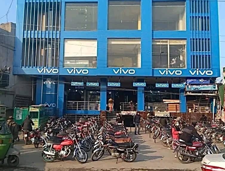 Prime Location Shop Of 126 Square Feet For Sale In Jora Pull 1