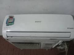 Orient 1.5 ton DC inverter heat and cooling good condition