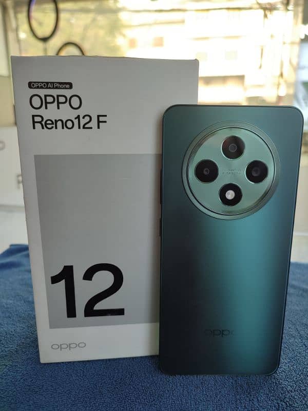 OPPO Reno 12 F 8GB 256GB 0