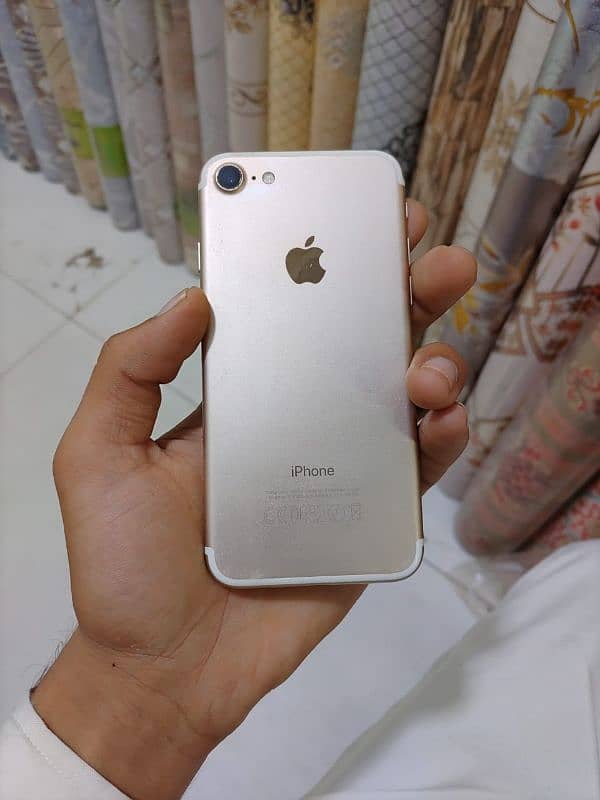 iPhone 7 PTA approved 128gb all okay 2