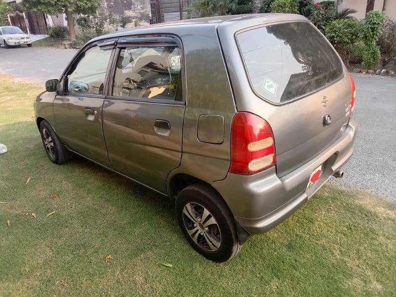 Suzuki Alto 2010 3