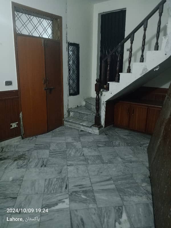 Premium 10 Marla House Is Available For Rent In Wapda Town 31