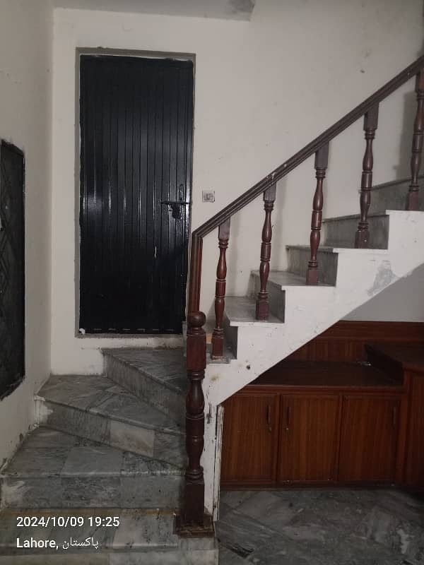 Premium 10 Marla House Is Available For Rent In Wapda Town 33