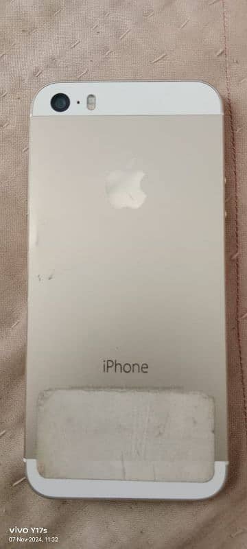 03170997981 non pta iphone 5s 64 GB 10by10 condition only touch kharab 0