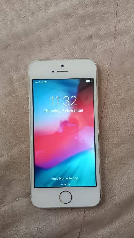 03170997981 non pta iphone 5s 64 GB 10by10 condition only touch kharab 4