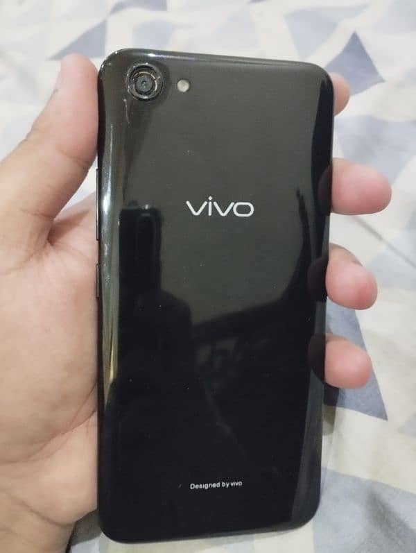 Vivo Y81 3/64 0