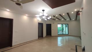 1 Kanal Separate Gate Upper Portion Available For Rent 0