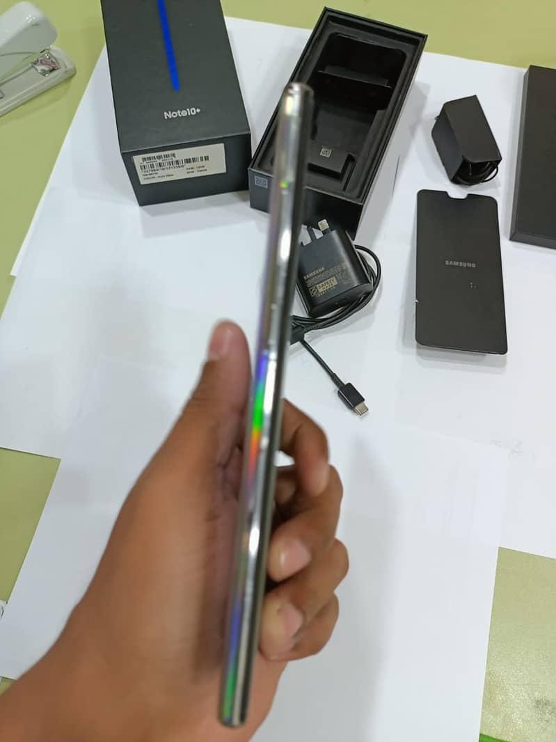 SAMSUNG GALAXY NOTE 10 PLUS 12