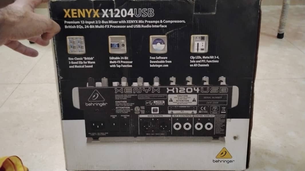 Behringer XENYX X1204USB – 12-Input USB Audio Mixer 9