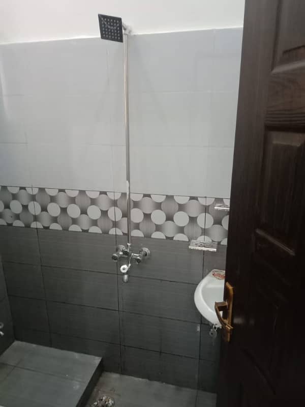 10 marla beautiful upper portion for rent allama iqbal town lahore 6