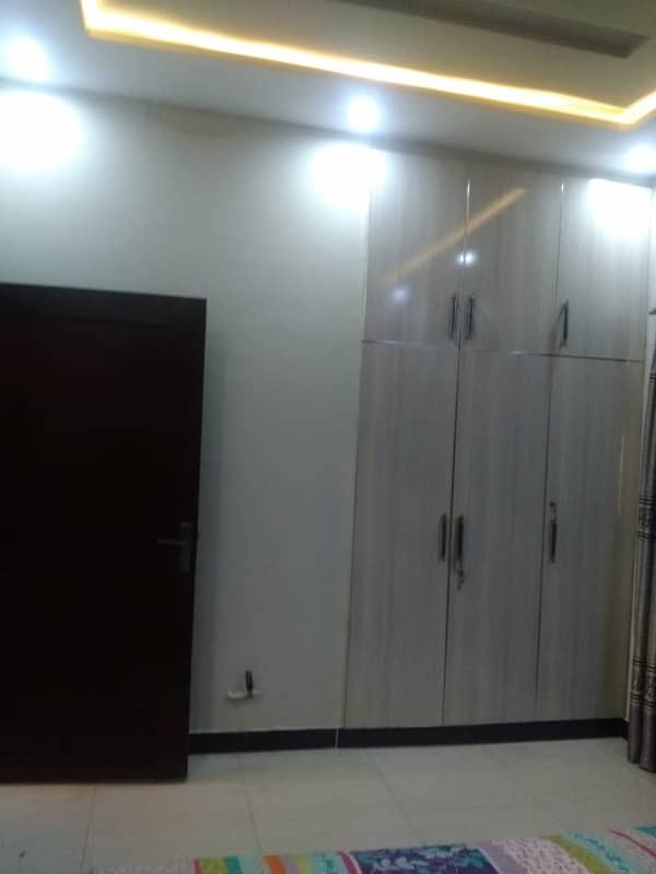 10 Marla Upper Portion For Rent In CC Block Bahria Town Lahore 5