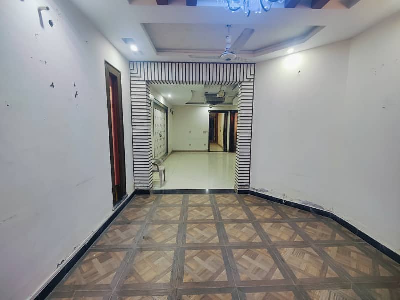 10 Marla House Available For Rent Near Bahria School in Overseas A Block Bahria Town Lahore 3