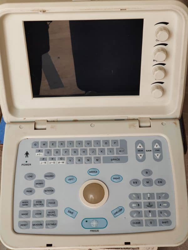 ultrasound machine 4