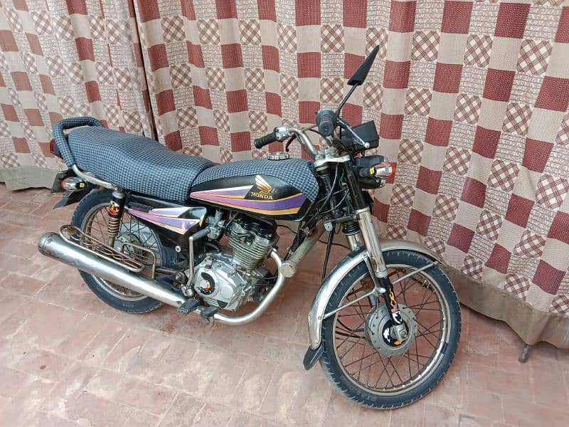 Honda 125 CG 07 model 2