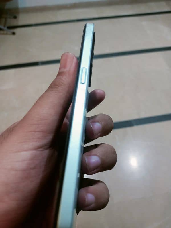 Oppo A57 1