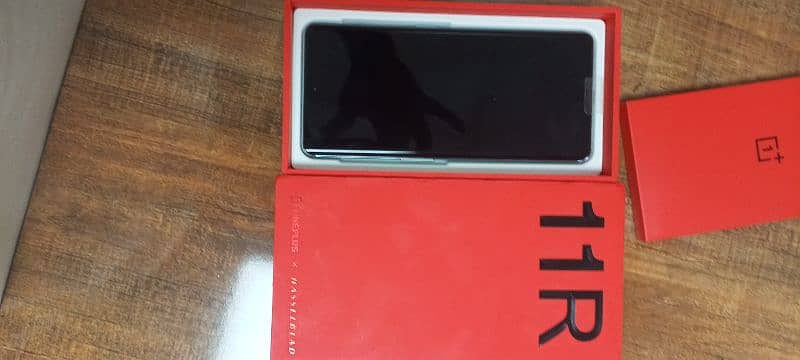 one plus R11 for sale 16Gb 256Gb urgent sale 1