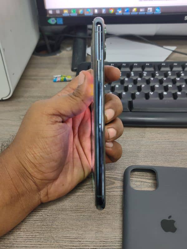 IPHONE 11 PRO MAX| 256 GB| LLA| Non-PTA Jv| 9