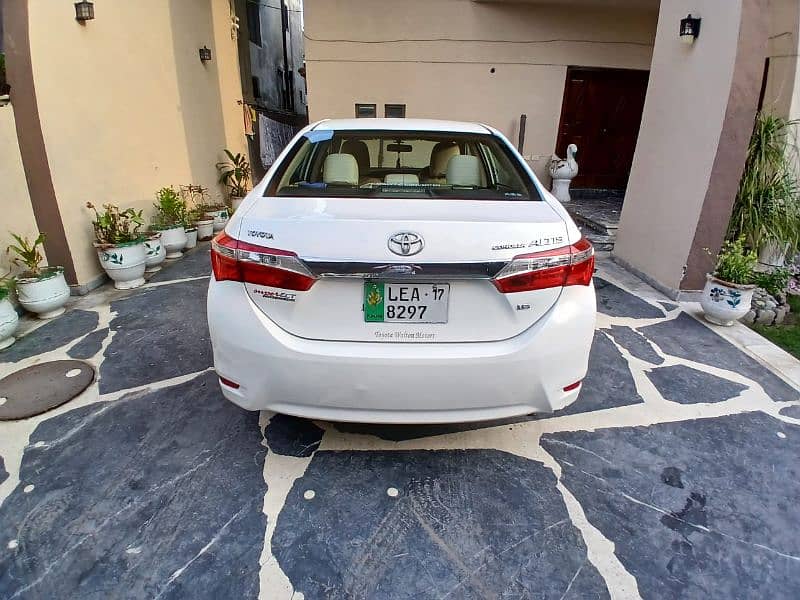 Toyota Corolla Altis 2017 5