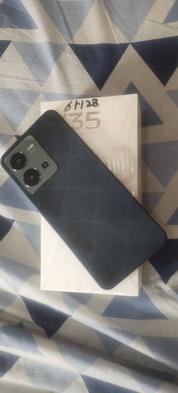 vivo Y35 (6+128)for sale in lush condition 0