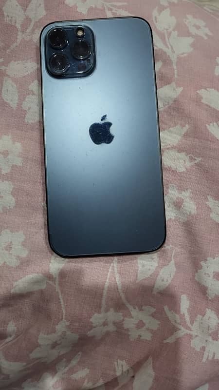 I am Selling My IPhone 12 Pro Max 5