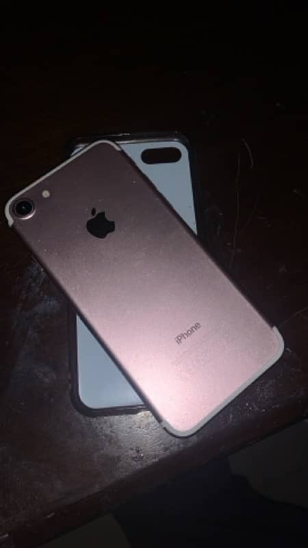 iPhone 7 32Gb approved 4