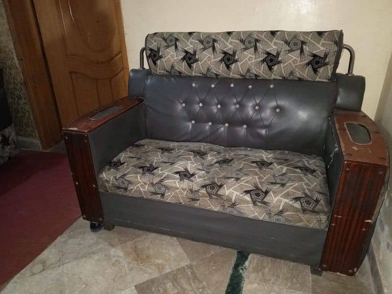 Six Seater Sofa Set 0